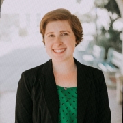 Sara Worthington